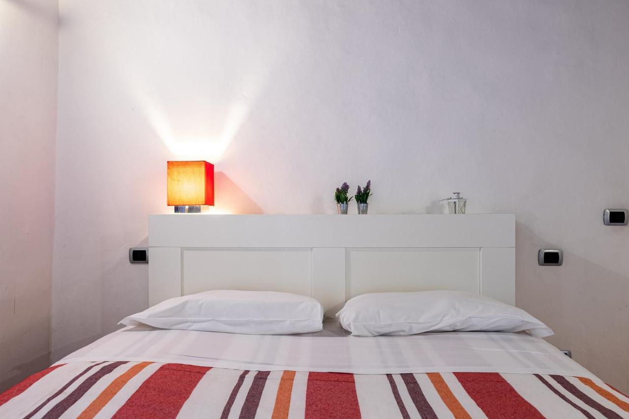 Sant'Ambrogio Colorful Apartment Firenze Bagian luar foto