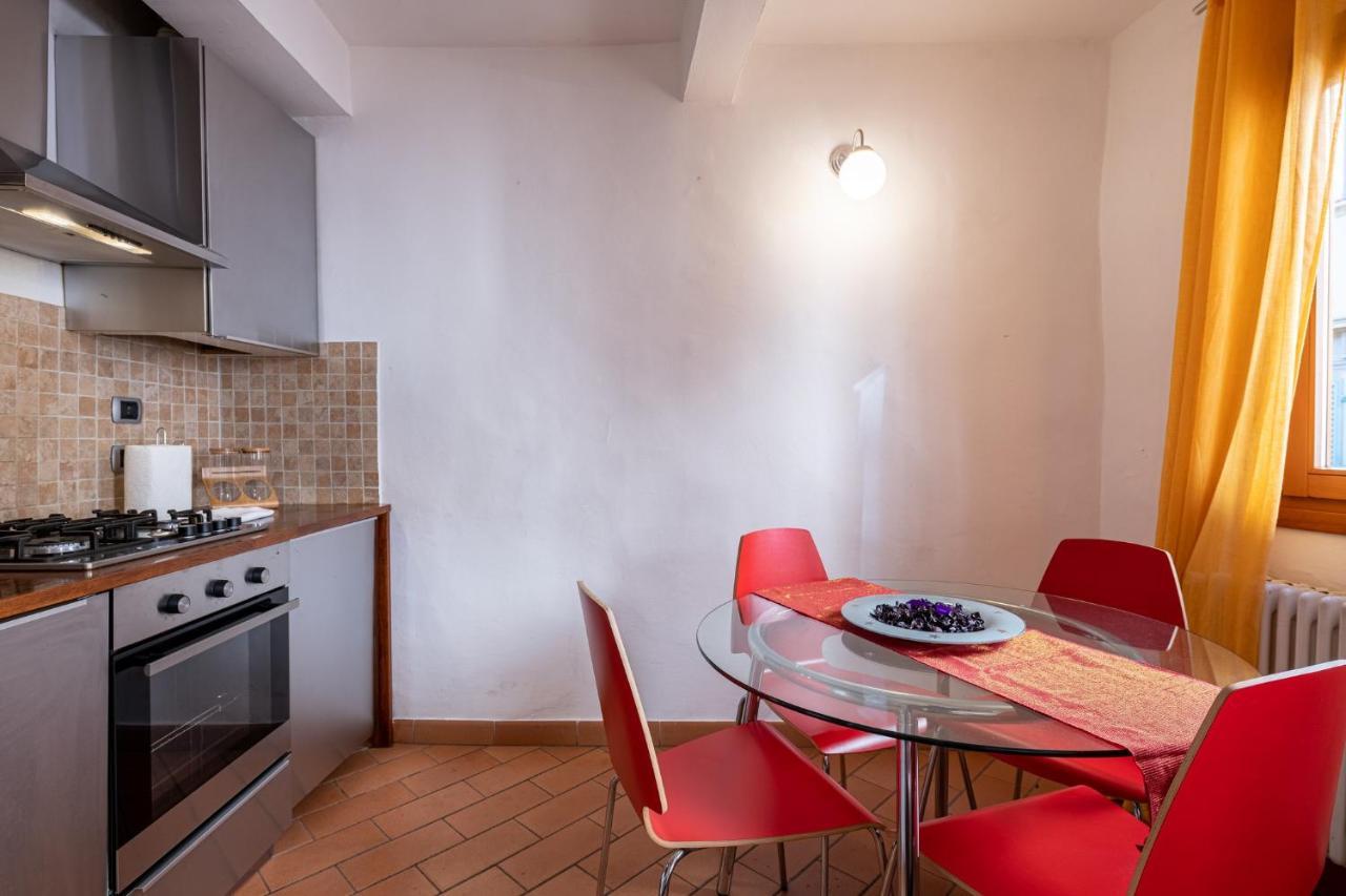 Sant'Ambrogio Colorful Apartment Firenze Bagian luar foto